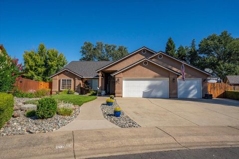 Photo of 5854 Beaumont Drive, Redding, CA 96003 (MLS # 26-3405)