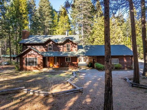 Photo of 34820 Emigrant Trail, Shingletown, CA 96088 (MLS # 25-4933)