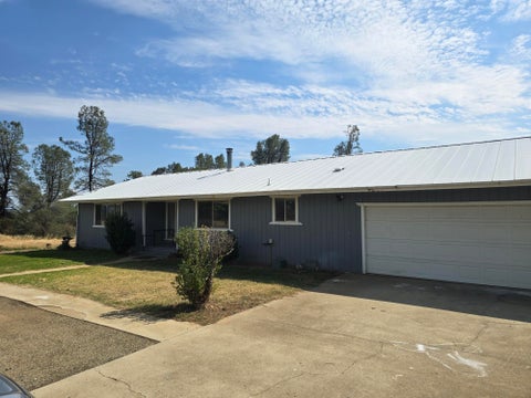 Photo of 18827 SW Olinda Road, Anderson, CA 96007 (MLS # 26-5406)