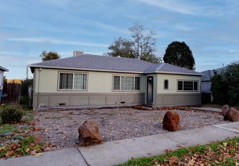 Photo of 4549 Harrison Avenue, Redding, CA 96001 (MLS # 25-5397)