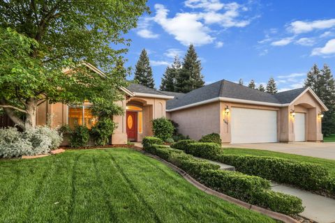 Photo of 2765 Madison River Drive, Redding, CA 96002 (MLS # 26-1943)