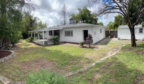 Photo of 510 David Avenue, Red Bluff, CA 96080 (MLS # 26-1861)