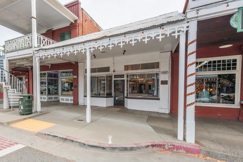 Photo of 515 Main Street, Weaverville, CA 96093 (MLS # 24-4577)