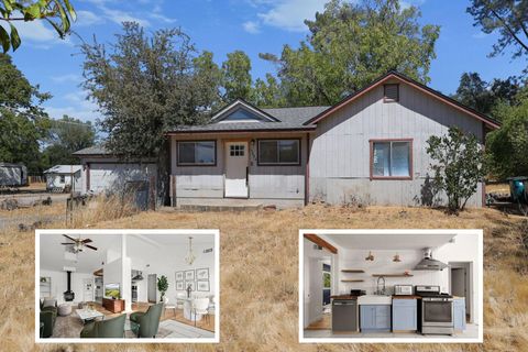 Photo of 3356 Rancho Road, Redding, CA 96002 (MLS # 25-3907)
