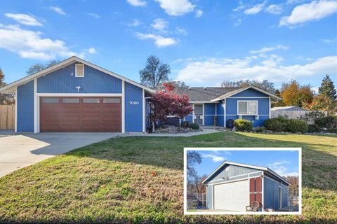 Photo of 7060 Pit Road, Redding, CA 96001 (MLS # 25-5307)