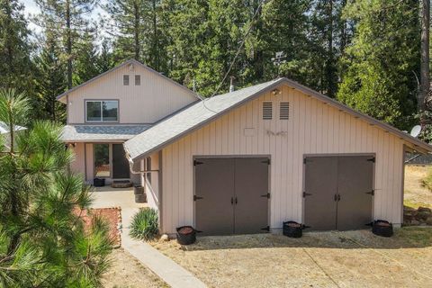 Photo of 230 Mary Avenue, Trinity Center, CA 96091 (MLS # 25-4115)