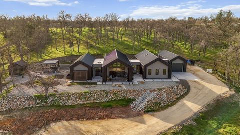 Photo of 8202 Maynard Road, Palo Cedro, CA 96073 (MLS # 26-442)