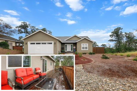 Photo of 21833 Chimney Rock Drive, Cottonwood, CA 96022 (MLS # 26-1687)