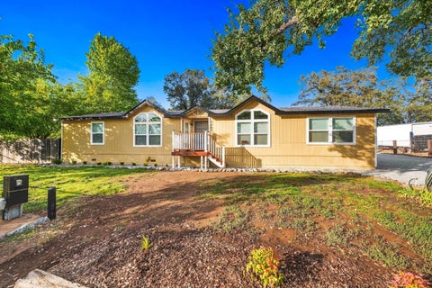Photo of 4829 Mulberry Street, Shasta Lake, CA 96019 (MLS # 26-5539)