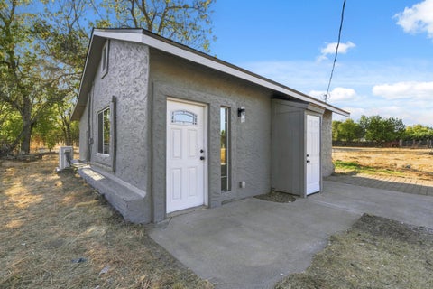 Photo of 16290 Hawthorne Avenue, Anderson, CA 96007 (MLS # 26-4581)