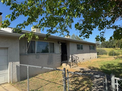 Photo of 2580 Old Alturas Road, Redding, CA 96003 (MLS # 25-2759)