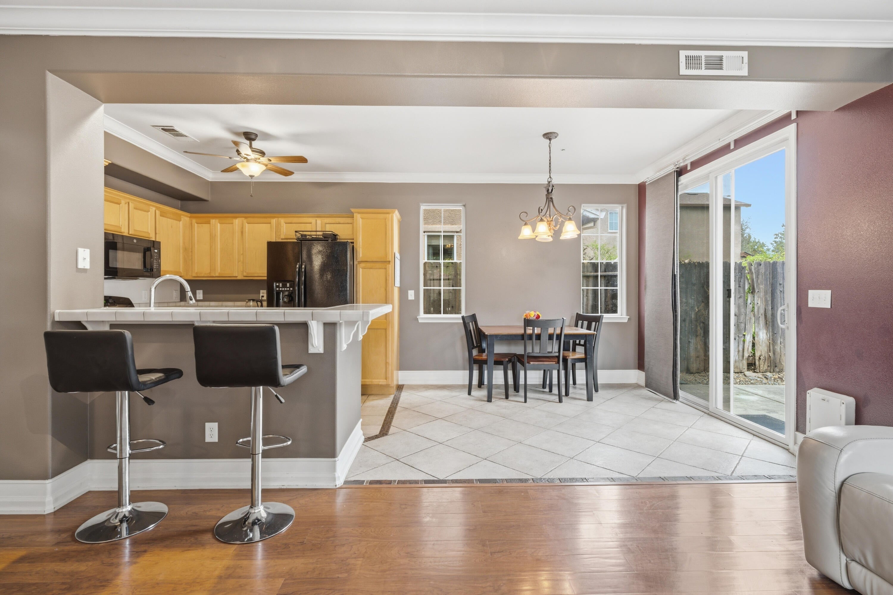 2393 Shining Star Way