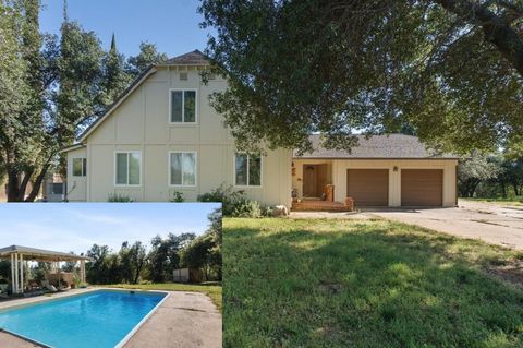 Photo of 17825 Spanish Canyon Lane, Anderson, CA 96007 (MLS # 26-1479)