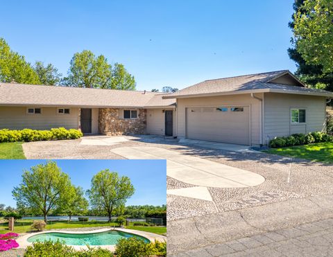 Photo of 3555 Riverview Drive, Redding, CA 96001 (MLS # 26-2111)