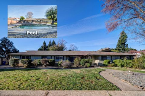 Photo of 920 Hallmark Drive, Redding, CA 96001 (MLS # 26-1571)