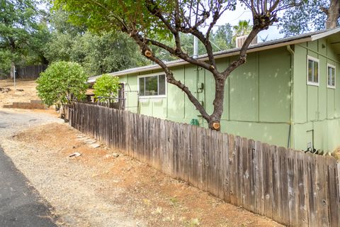 Photo of 1535 Provo Avenue, Shasta Lake, CA 96019 (MLS # 25-3081)