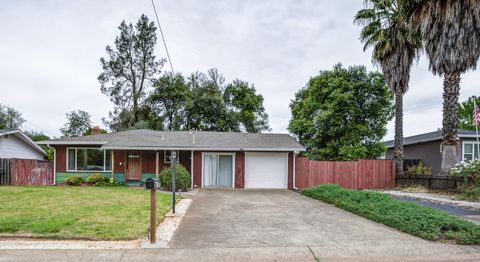 Photo of 1228 Ledell Drive, Redding, CA 96002 (MLS # 26-1825)