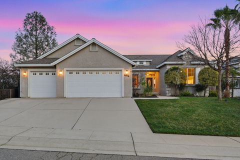 Photo of 4519 Nantucket Drive, Redding, CA 96001 (MLS # 26-138)