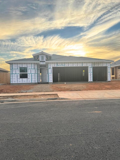 Photo of 5524 Muir Peak Road, Redding, CA 96002 (MLS # 26-4100)