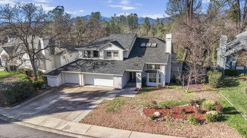 Photo of 1672 Saint Andrews Drive, Redding, CA 96003 (MLS # 25-5455)
