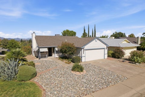 Photo of 1508 Whistling Drive, Redding, CA 96003 (MLS # 26-5751)