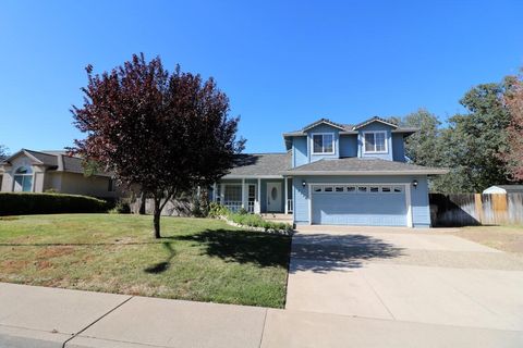 Photo of 19226 Snowburst Court, Redding, CA 96003 (MLS # 26-1224)