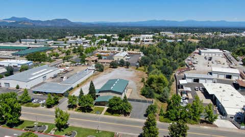 Photo of 1577 Beltline Road, Redding, CA 96003 (MLS # 26-3499)