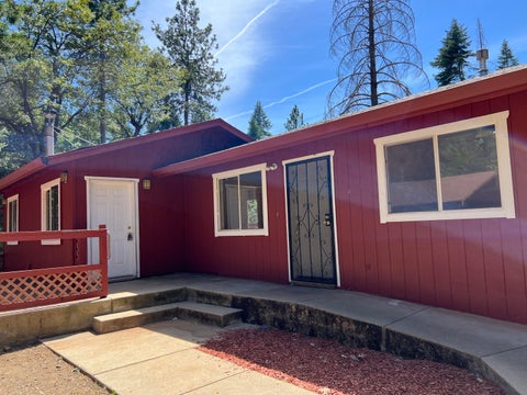 Photo of 14966 Phillips Road, Oak Run, CA 96069 (MLS # 26-5677)