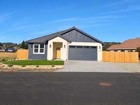 Photo of 19069 Shoreline Drive, Cottonwood, CA 96022 (MLS # 26-6103)