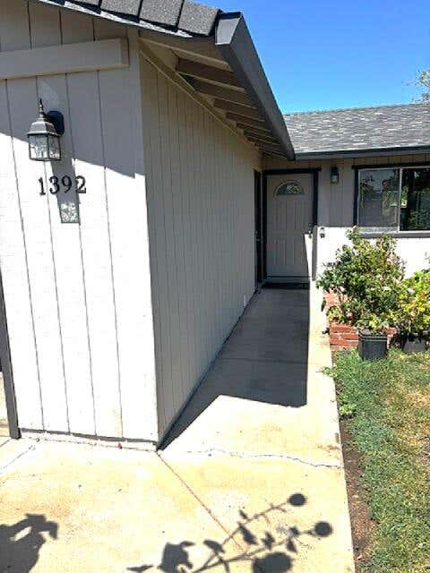 Photo of 1392 Whistling Drive, Redding, CA 96003 (MLS # 26-3837)