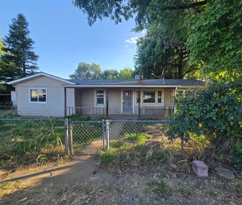 Photo of 3816 Dupont Street, Anderson, CA 96007 (MLS # 26-2595)