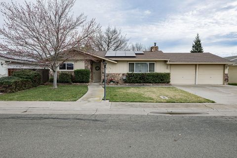 Photo of 329 Byron Way, Orland, CA 95963 (MLS # 26-1730)