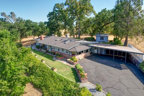 Photo of 10740 Swede Creek Road, Palo Cedro, CA 96073 (MLS # 26-1153)