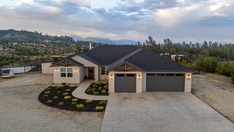 Photo of 9976 Tilton Mine Road, Redding, CA 96001 (MLS # 25-4562)