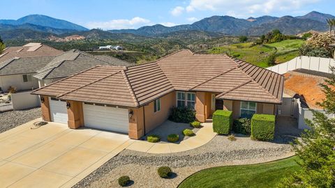 Photo of 878 Coggins Street, Redding, CA 96003 (MLS # 26-1141)