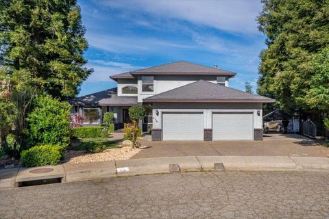 Photo of 416 Arbor Place, Redding, CA 96001 (MLS # 26-5490)