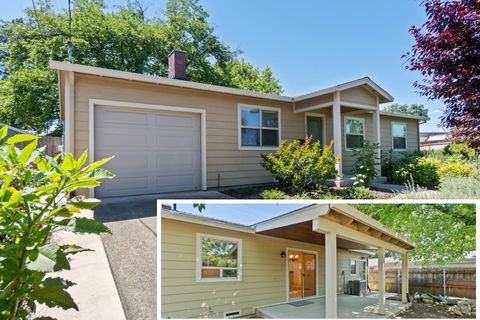 Photo of 2068 Park Marina Drive, Redding, CA 96001 (MLS # 26-2171)