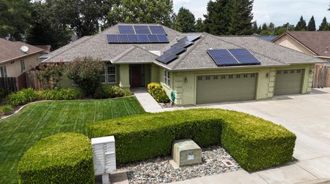 Photo of 3473 Nathan Drive, Anderson, CA 96007 (MLS # 25-3522)