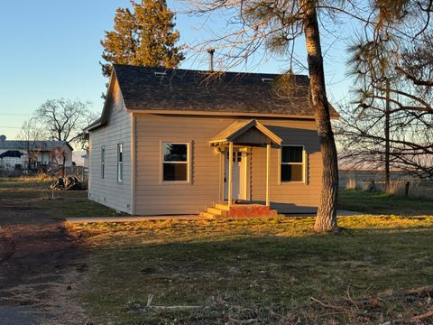 Photo of 44741 CA-299, McArthur, CA 96056 (MLS # 26-123)