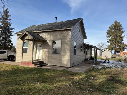 Photo of 44741 CA-299, McArthur, CA 96056 (MLS # 26-123)