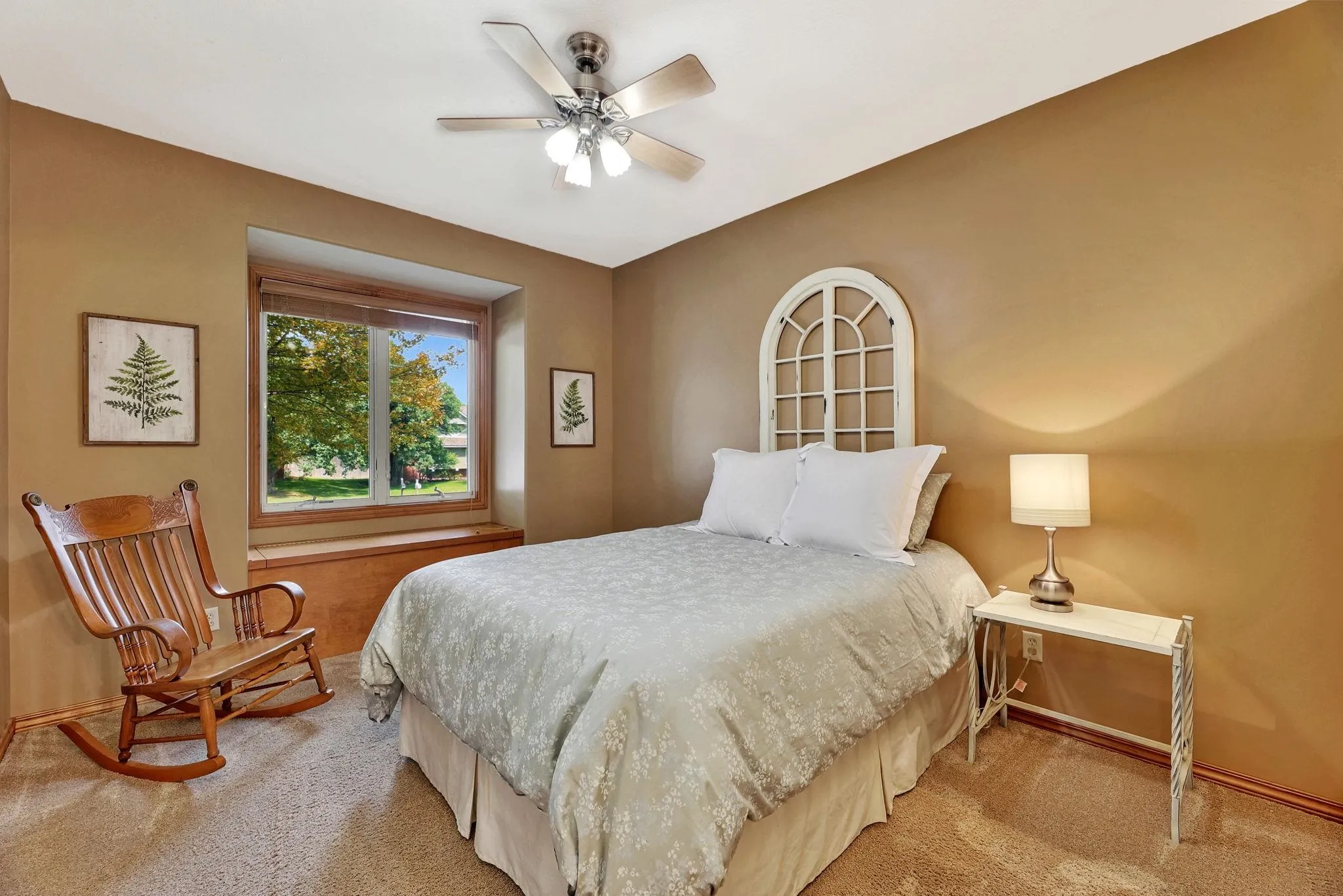 Wichita, Kansas 67206, United States, 5 Bedrooms Bedrooms, ,3 BathroomsBathrooms,Residential,Pending,46909