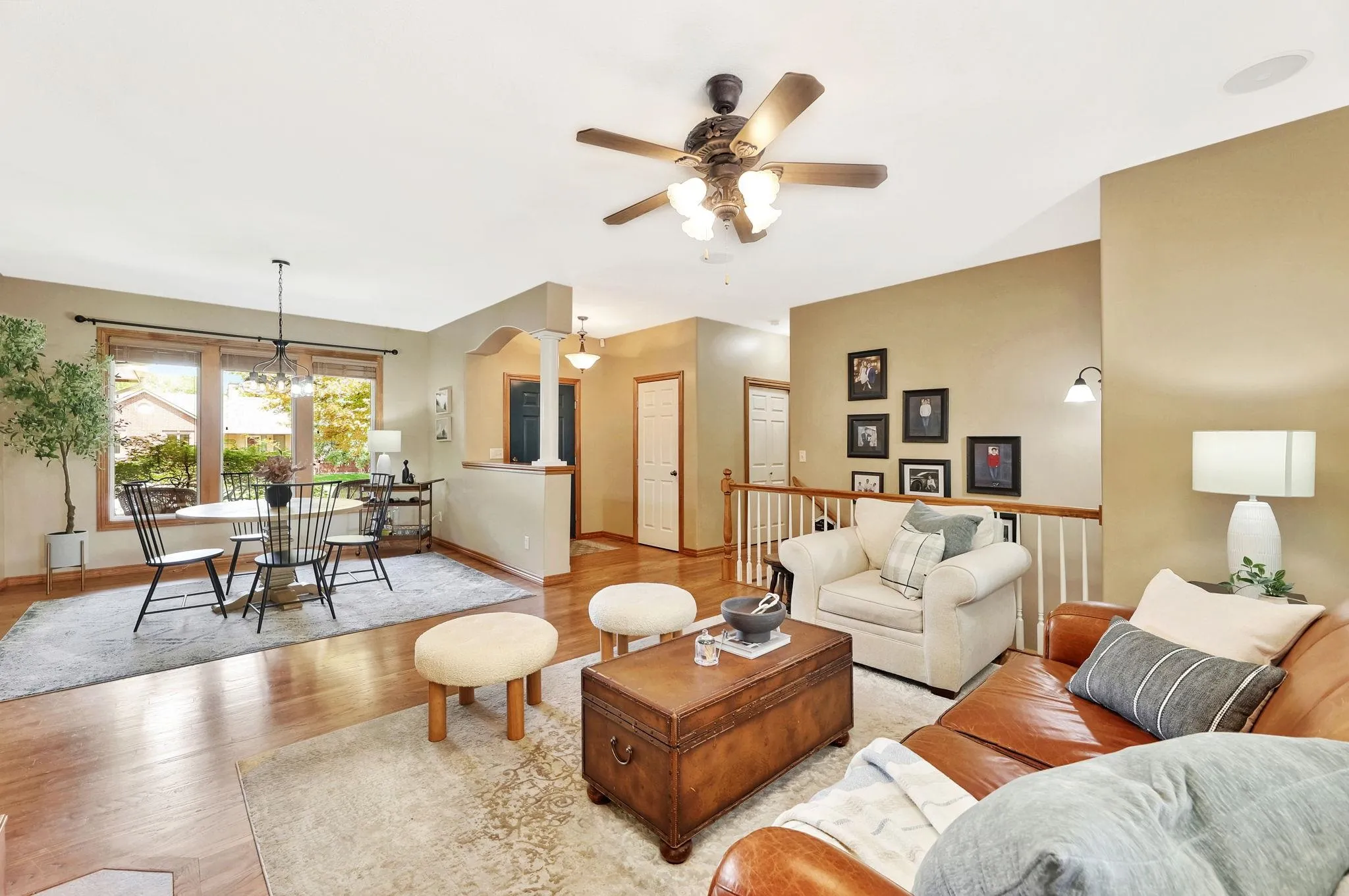 Wichita, Kansas 67206, United States, 5 Bedrooms Bedrooms, ,3 BathroomsBathrooms,Residential,Pending,46909