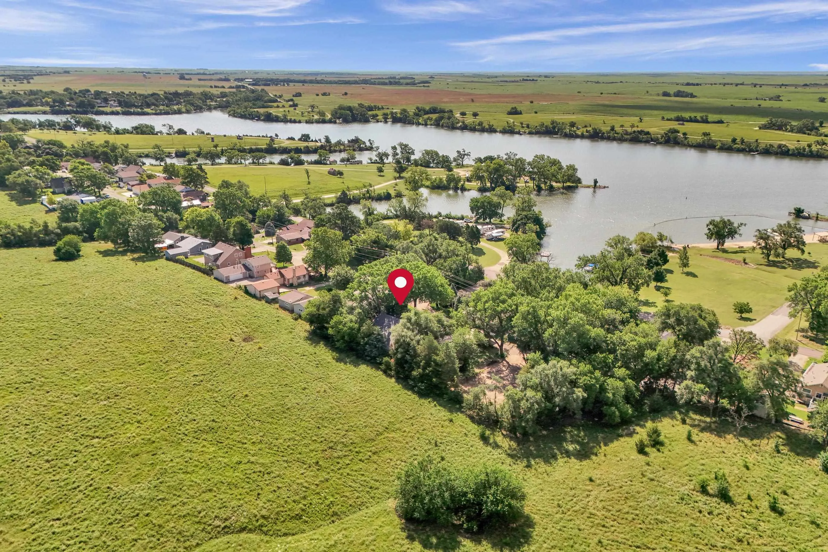 Marion, Kansas 66861, United States, 3 Bedrooms Bedrooms, ,3 BathroomsBathrooms,Residential,Active,177875