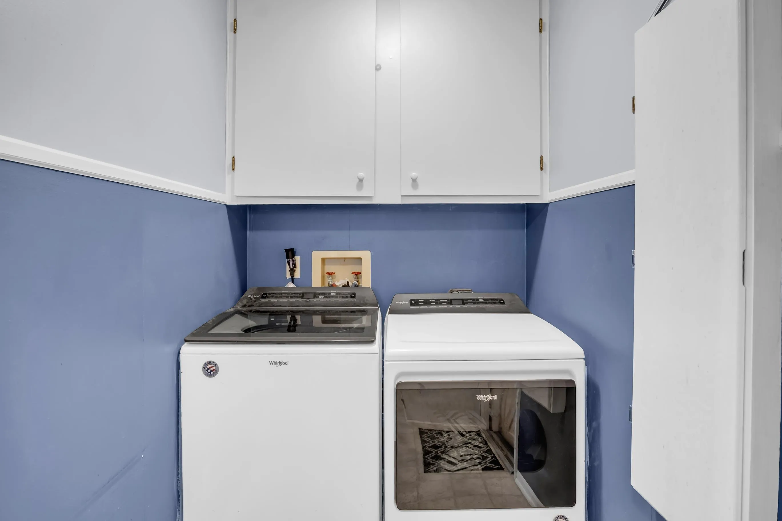 Marion, Kansas 66861, United States, 3 Bedrooms Bedrooms, ,3 BathroomsBathrooms,Residential,Active,177875