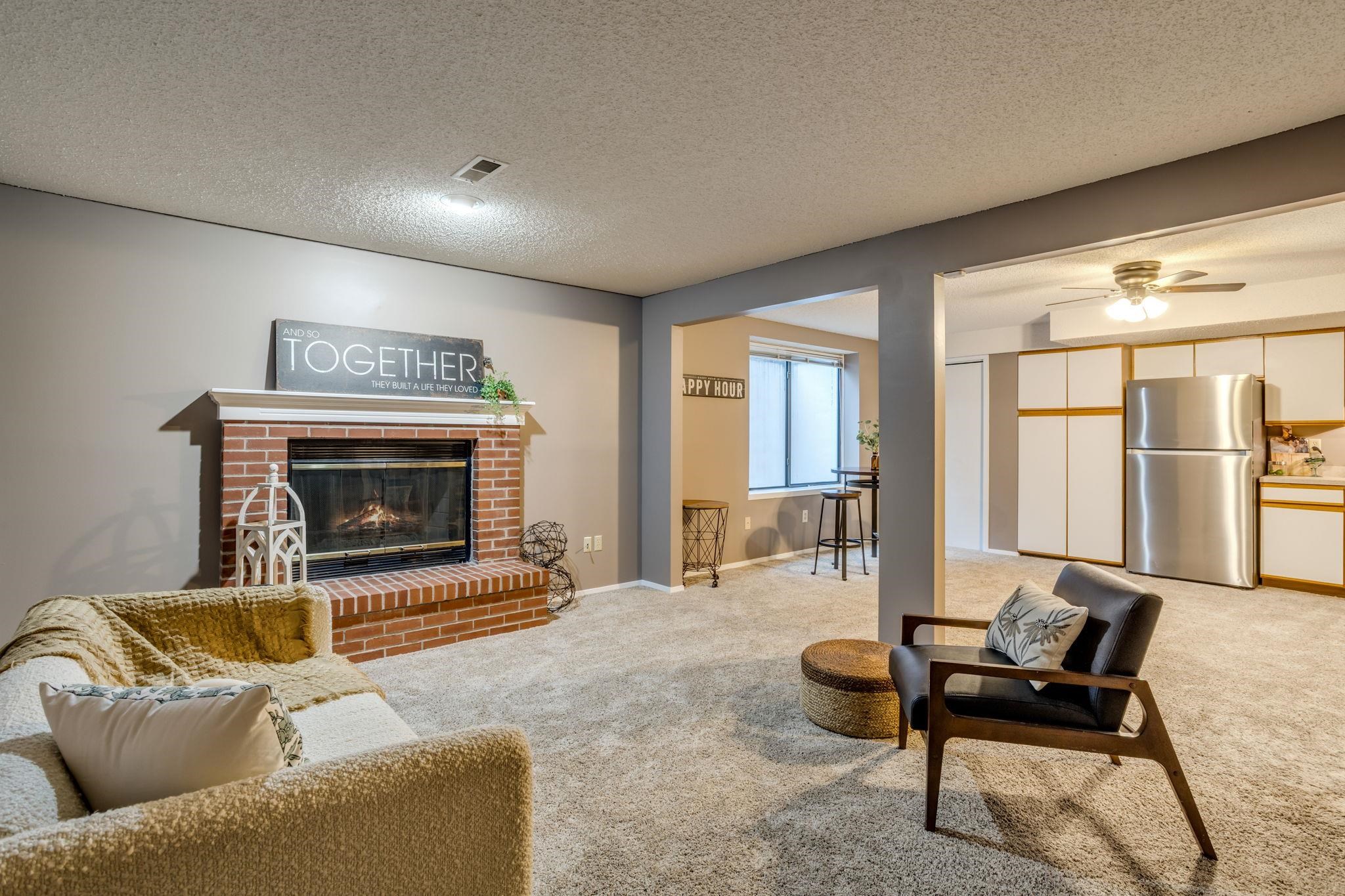 2406 N Stoneybrook St, Wichita, Kansas image 32