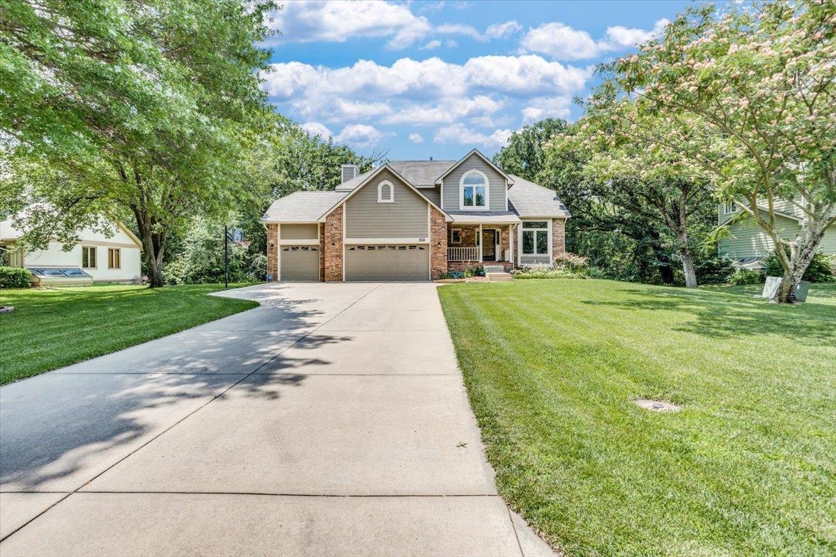 Derby, Kansas 67037, United States, 6 Bedrooms Bedrooms, ,4 BathroomsBathrooms,Residential,Pending,54433