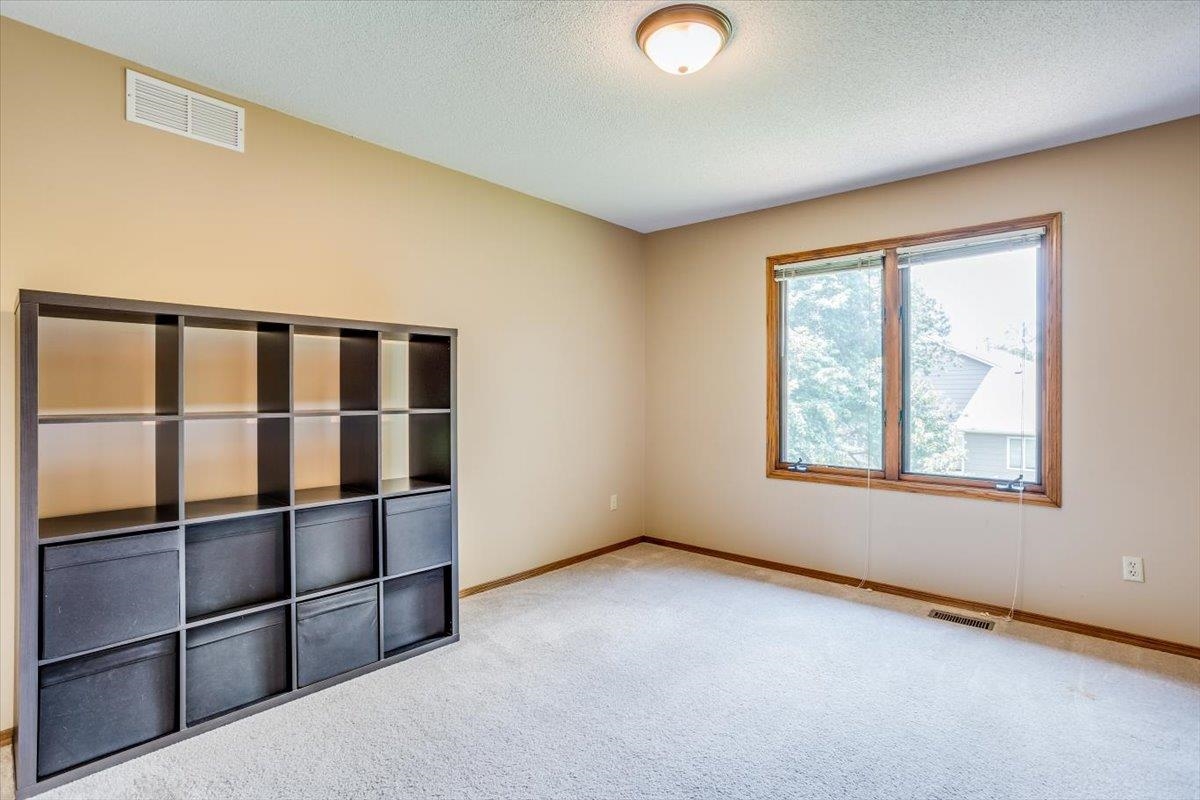 Derby, Kansas 67037, United States, 6 Bedrooms Bedrooms, ,4 BathroomsBathrooms,Residential,Pending,54433