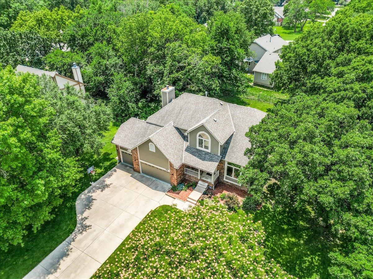 Derby, Kansas 67037, United States, 6 Bedrooms Bedrooms, ,4 BathroomsBathrooms,Residential,Pending,54433