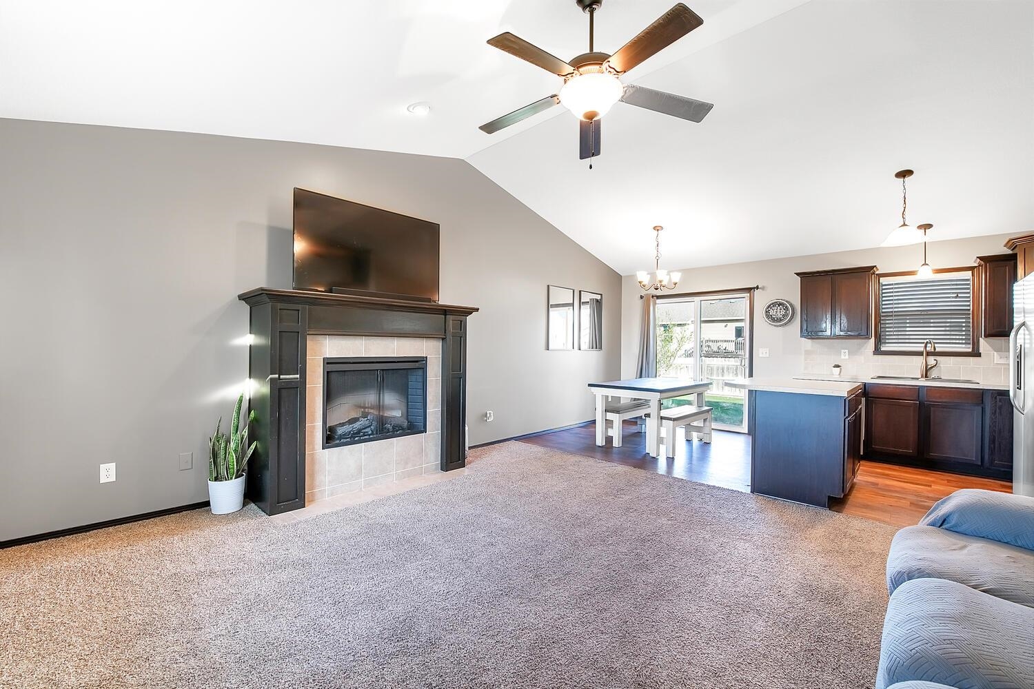 3219 N Nancy Lane, Derby, Kansas image 3