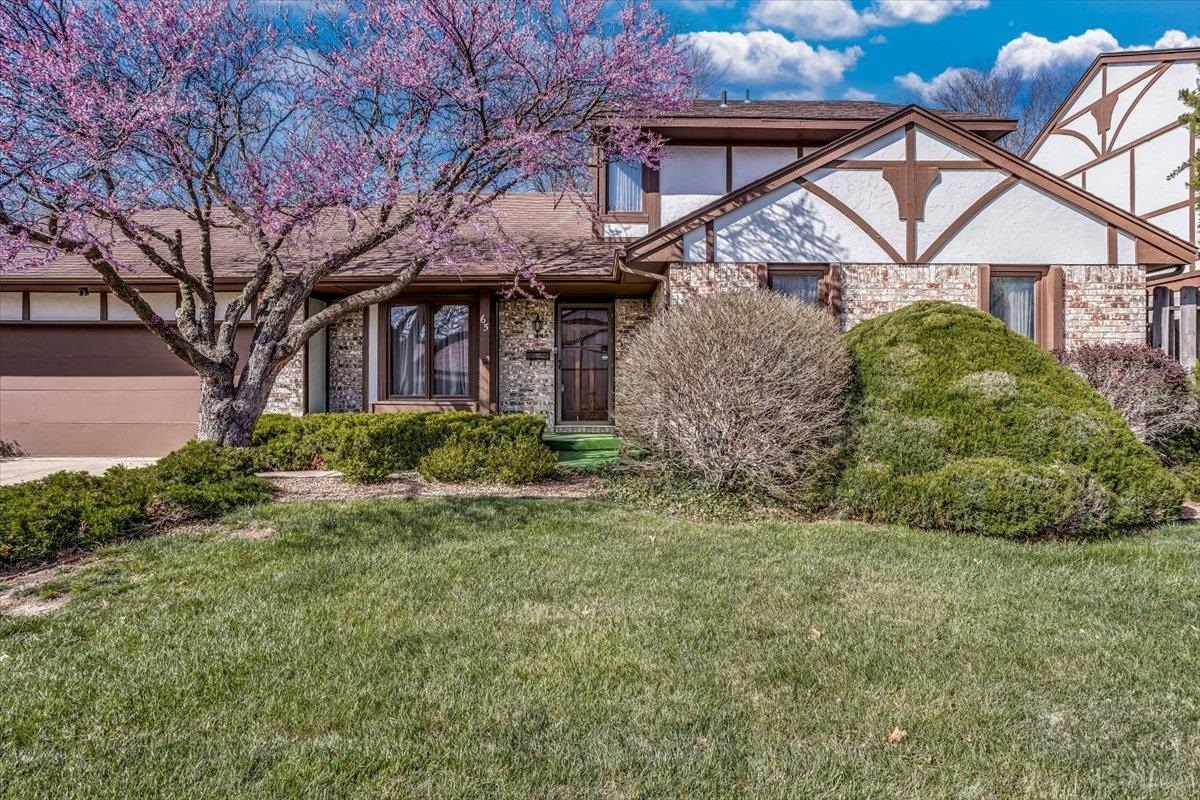 Wichita, Kansas 67208, United States, 3 Bedrooms Bedrooms, ,3 BathroomsBathrooms,Residential,Pending,61899